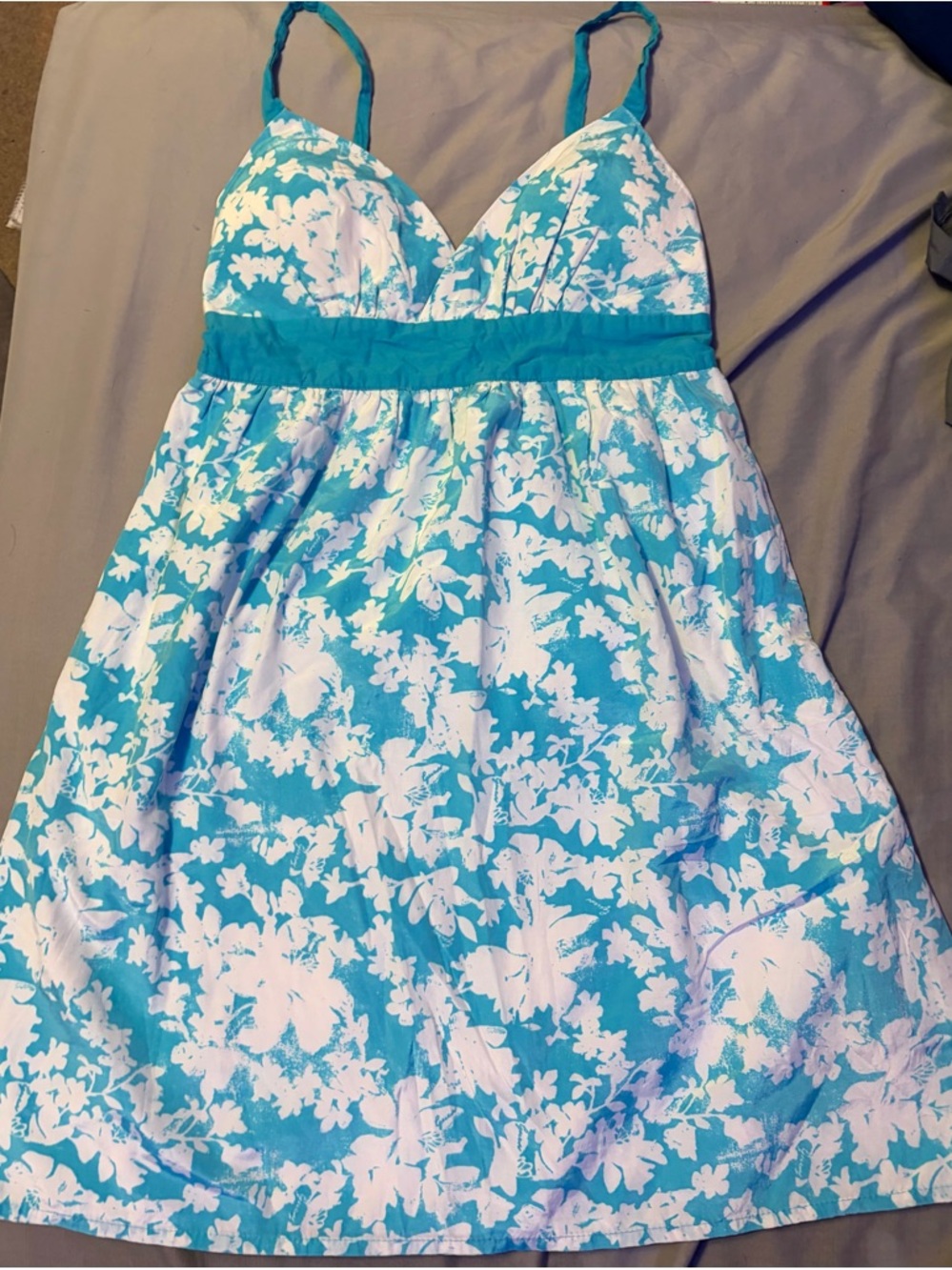 Guess dress Teal and White Floral babydoll shirt